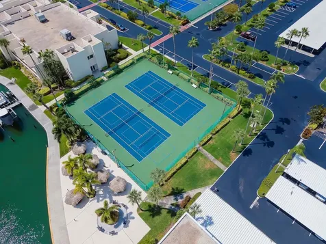 7540 Bay Island Drive S South Pasadena FL 33707