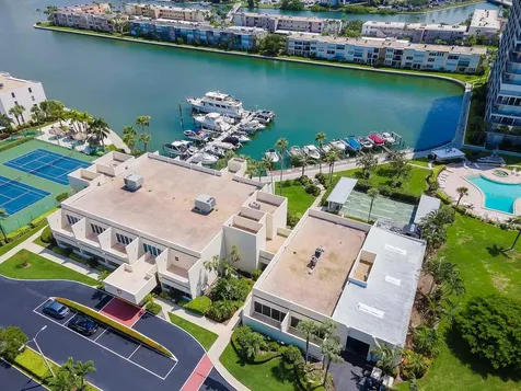 7540 Bay Island Drive S South Pasadena FL 33707