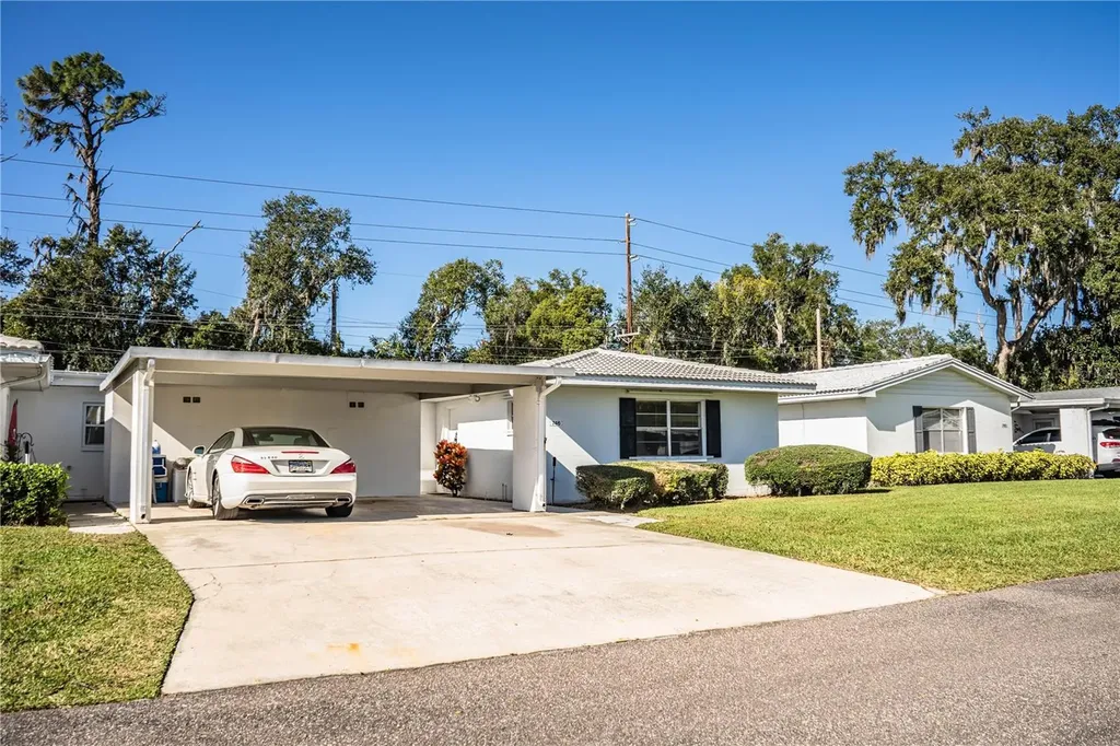 746 Barber Circle Lakeland FL 33803