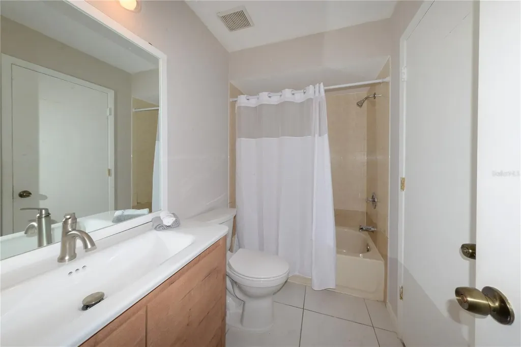 17207 Seashore Avenue Port Charlotte FL 33948