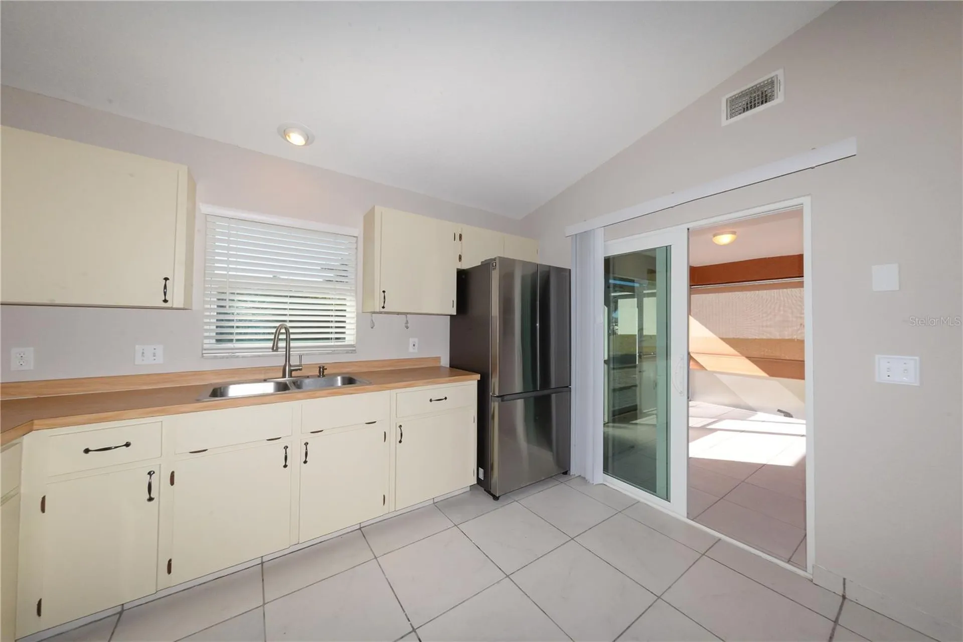 17207 Seashore Avenue Port Charlotte FL 33948