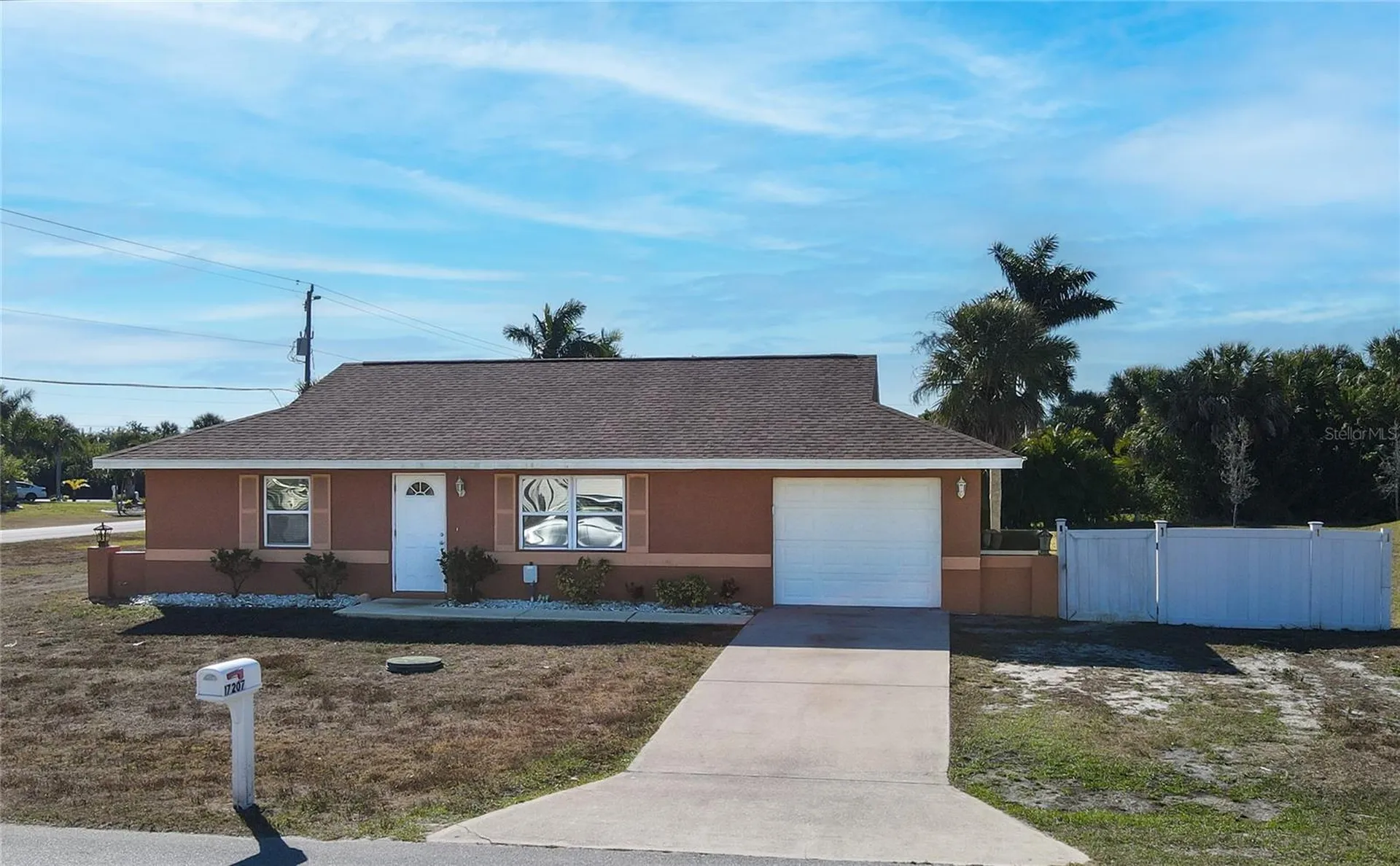 17207 Seashore Avenue Port Charlotte FL 33948