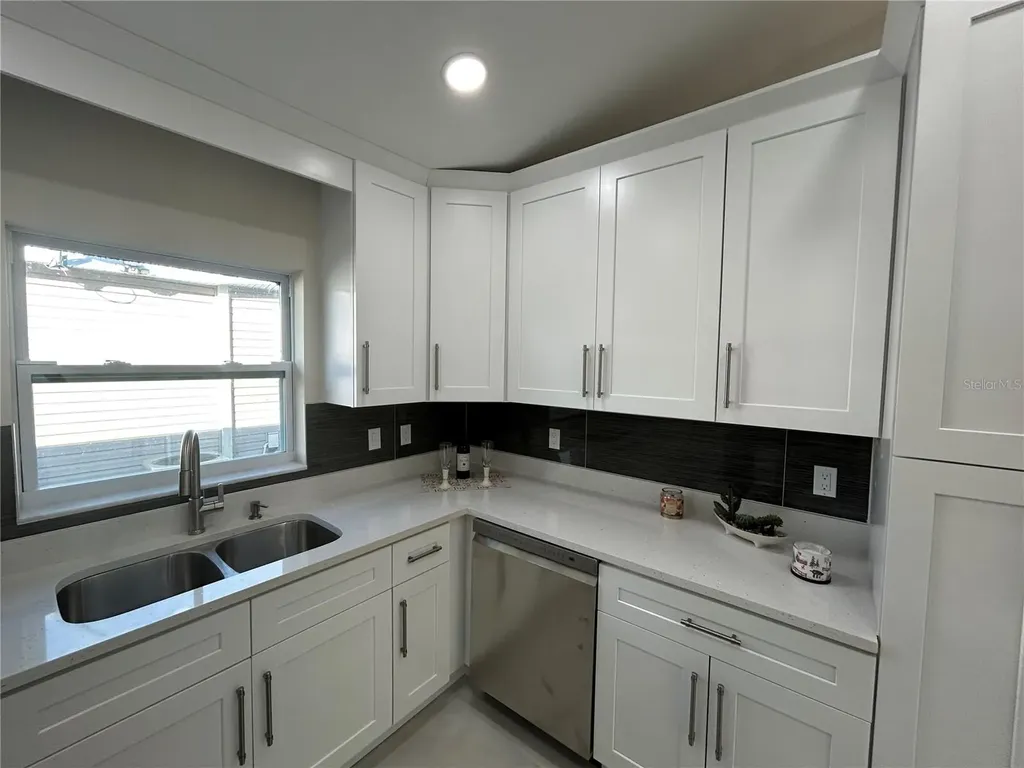 3917 W Robson Street Tampa FL 33614