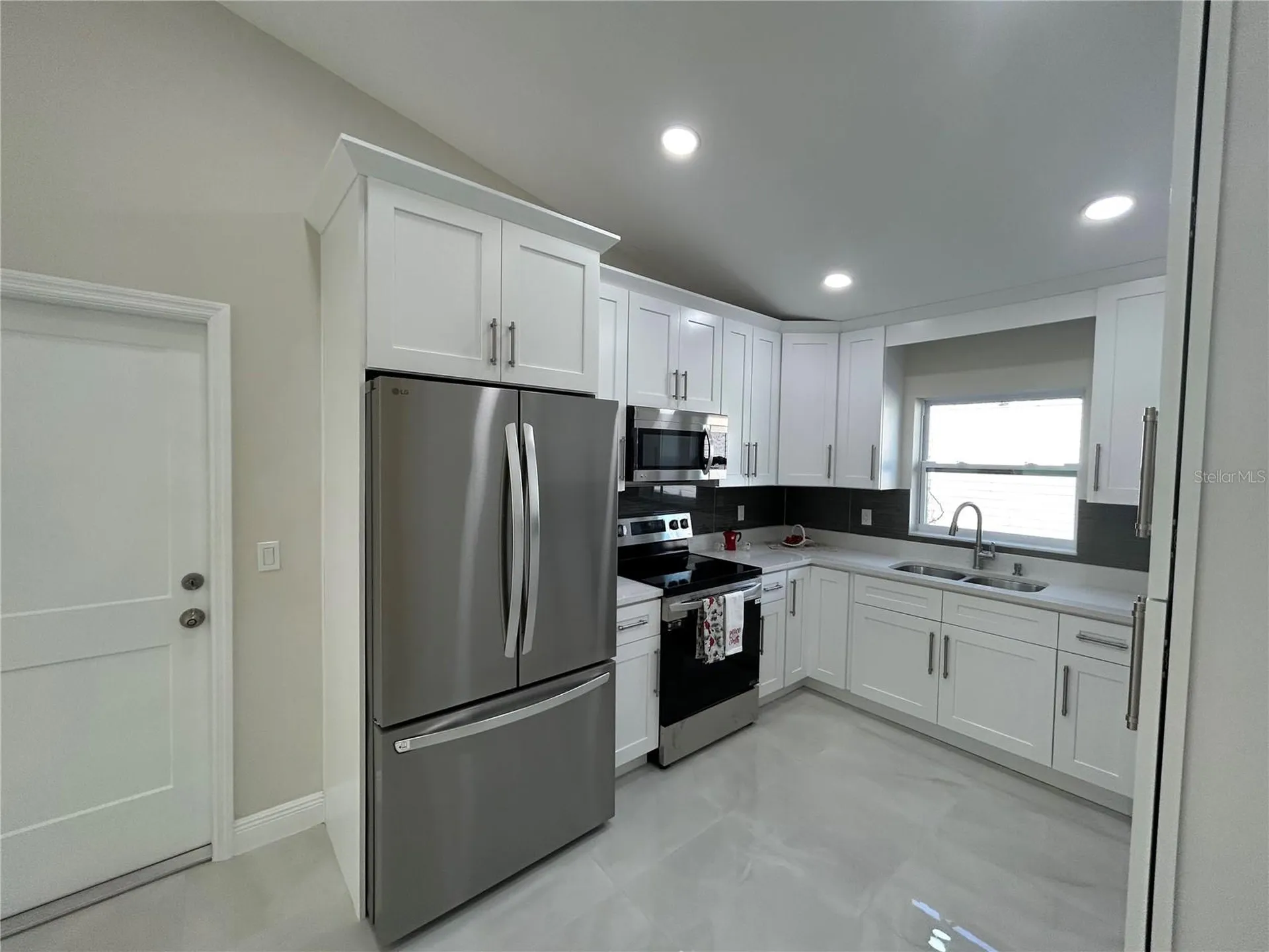 3917 W Robson Street Tampa FL 33614