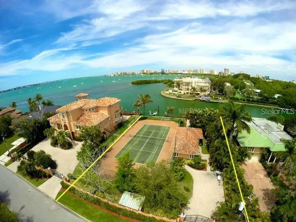 1356 Harbor Drive Sarasota FL 34239