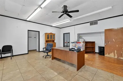 1526 Us Highway 441 Leesburg FL 34748