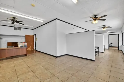 1526 Us Highway 441 Leesburg FL 34748