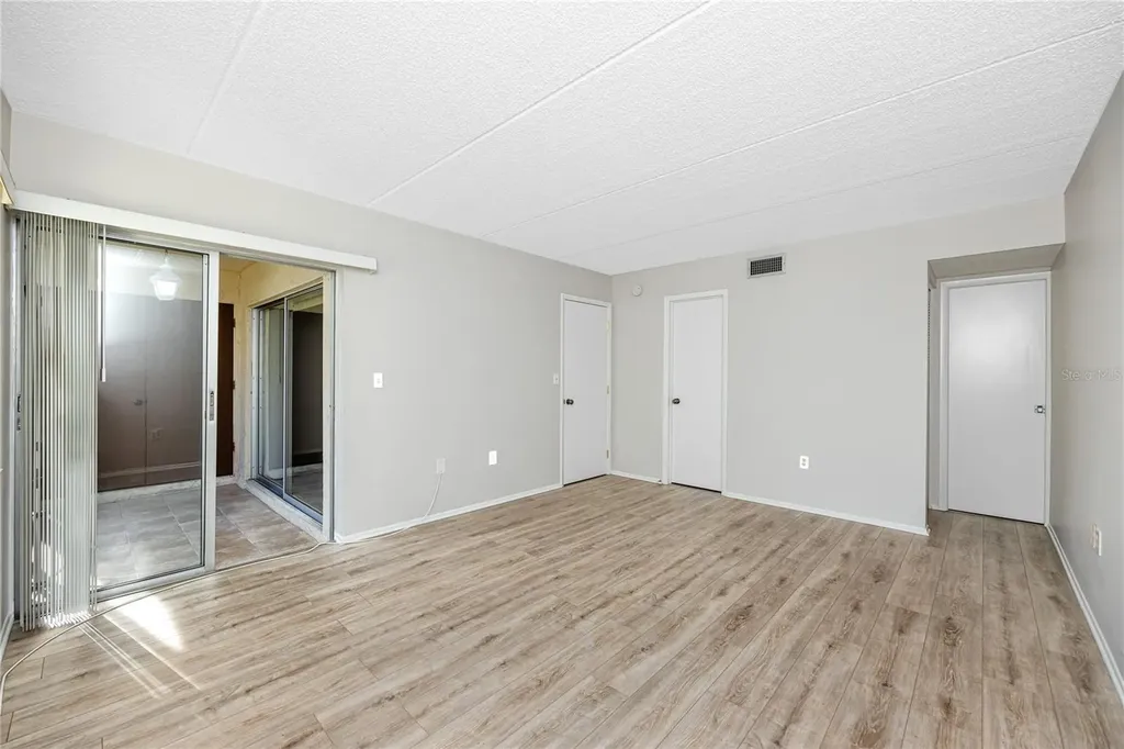 209 Cypress Court Oldsmar FL 34677