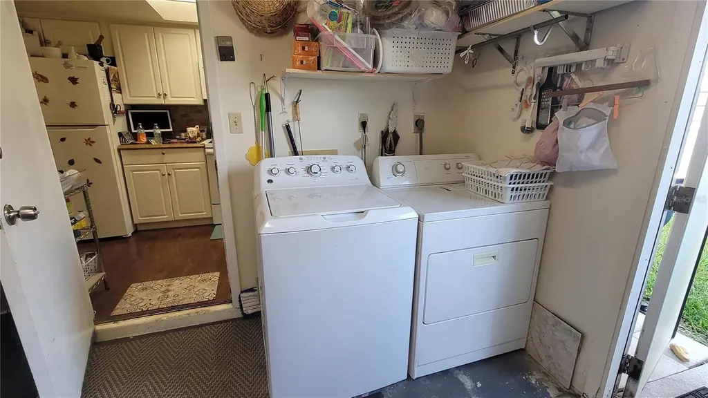 4924 Live Oak Circle Bradenton FL 34207