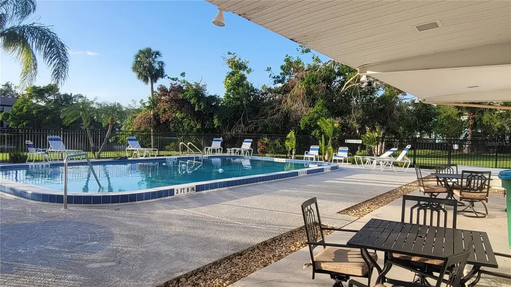4924 Live Oak Circle Bradenton FL 34207