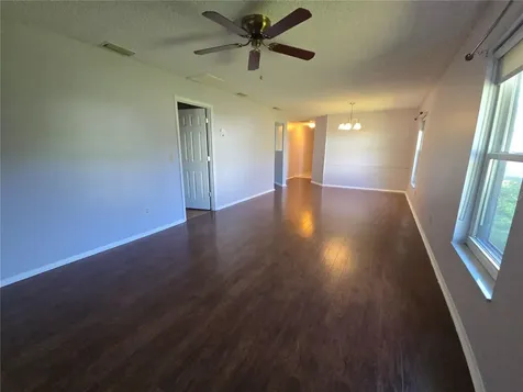 4924 Live Oak Circle Bradenton FL 34207
