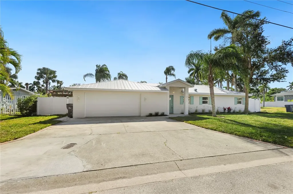 6911 9th Avenue NW Bradenton FL 34209