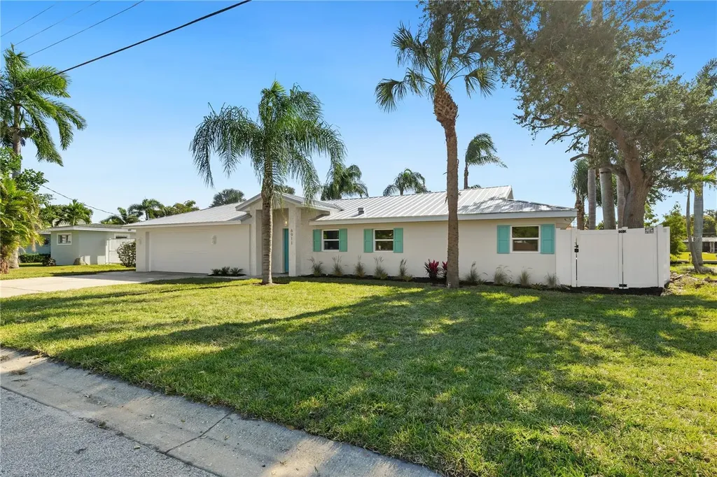 6911 9th Avenue NW Bradenton FL 34209