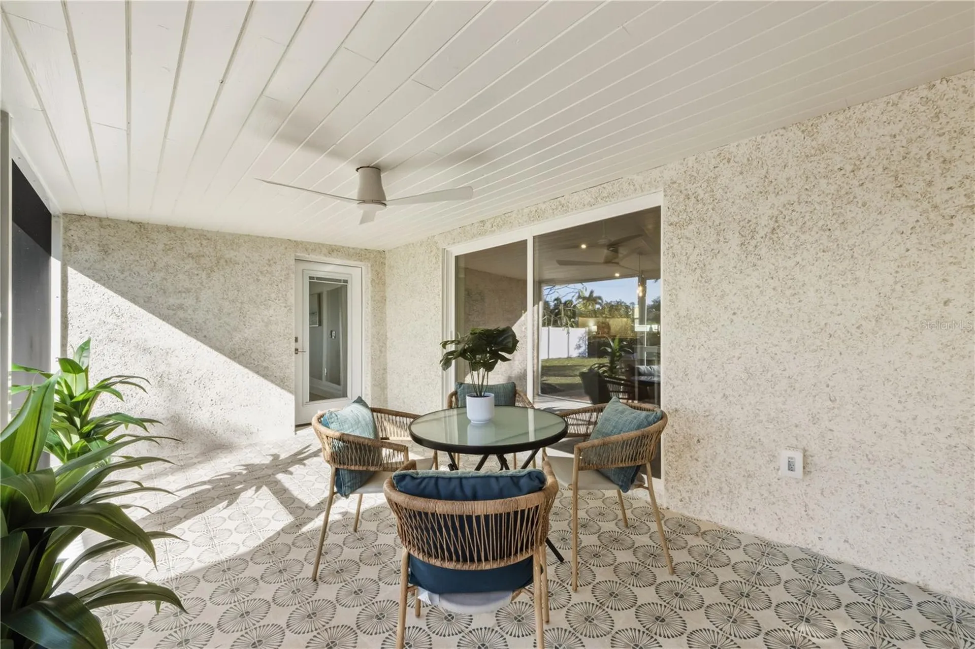 6911 9th Avenue NW Bradenton FL 34209