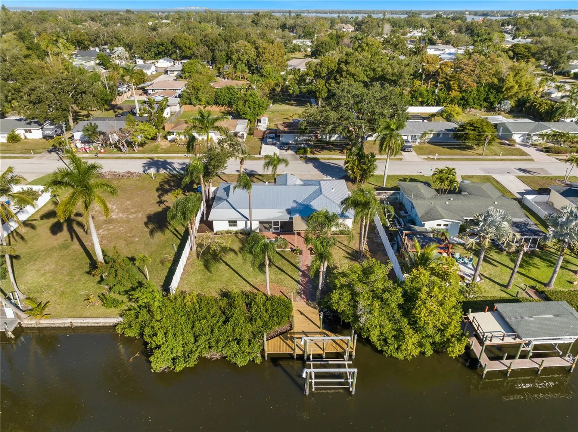 6911 9th Avenue NW Bradenton FL 34209