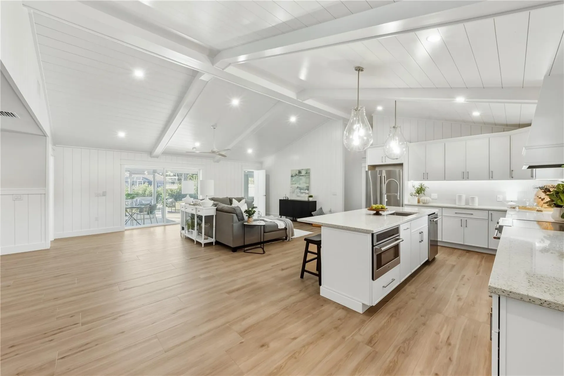 6911 9th Avenue NW Bradenton FL 34209