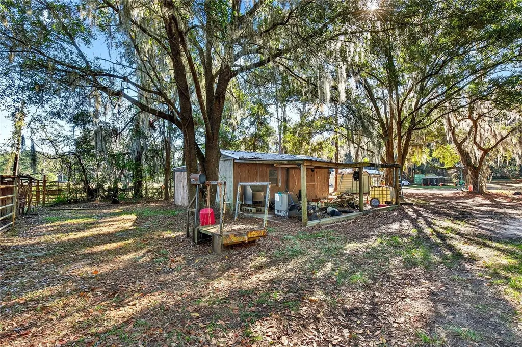 15340 NW 65th Avenue Road Reddick FL 32686