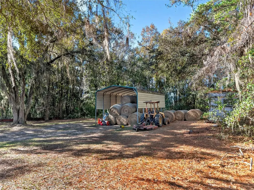 15340 NW 65th Avenue Road Reddick FL 32686