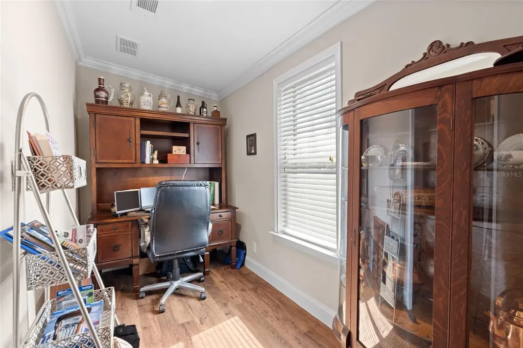 2715 9th Avenue N St Petersburg FL 33713