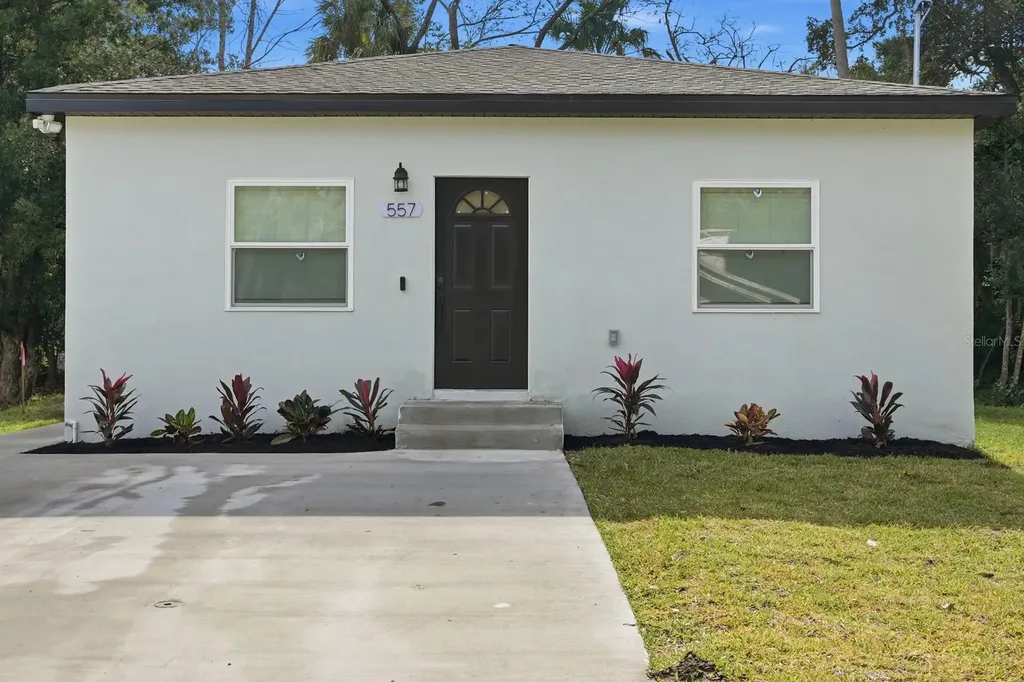 557 Live Oak Avenue Daytona Beach FL 32114