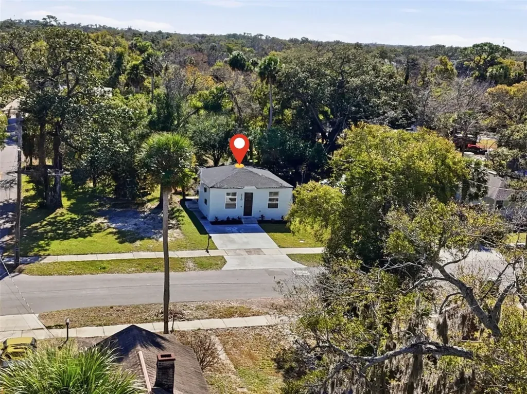 557 Live Oak Avenue Daytona Beach FL 32114