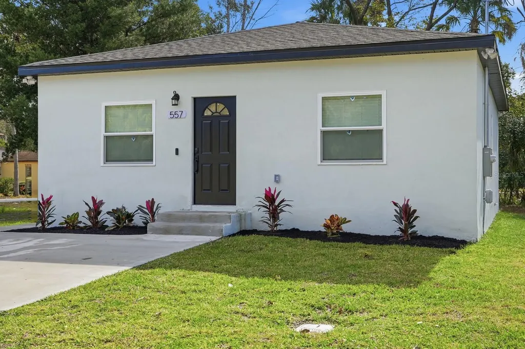 557 Live Oak Avenue Daytona Beach FL 32114