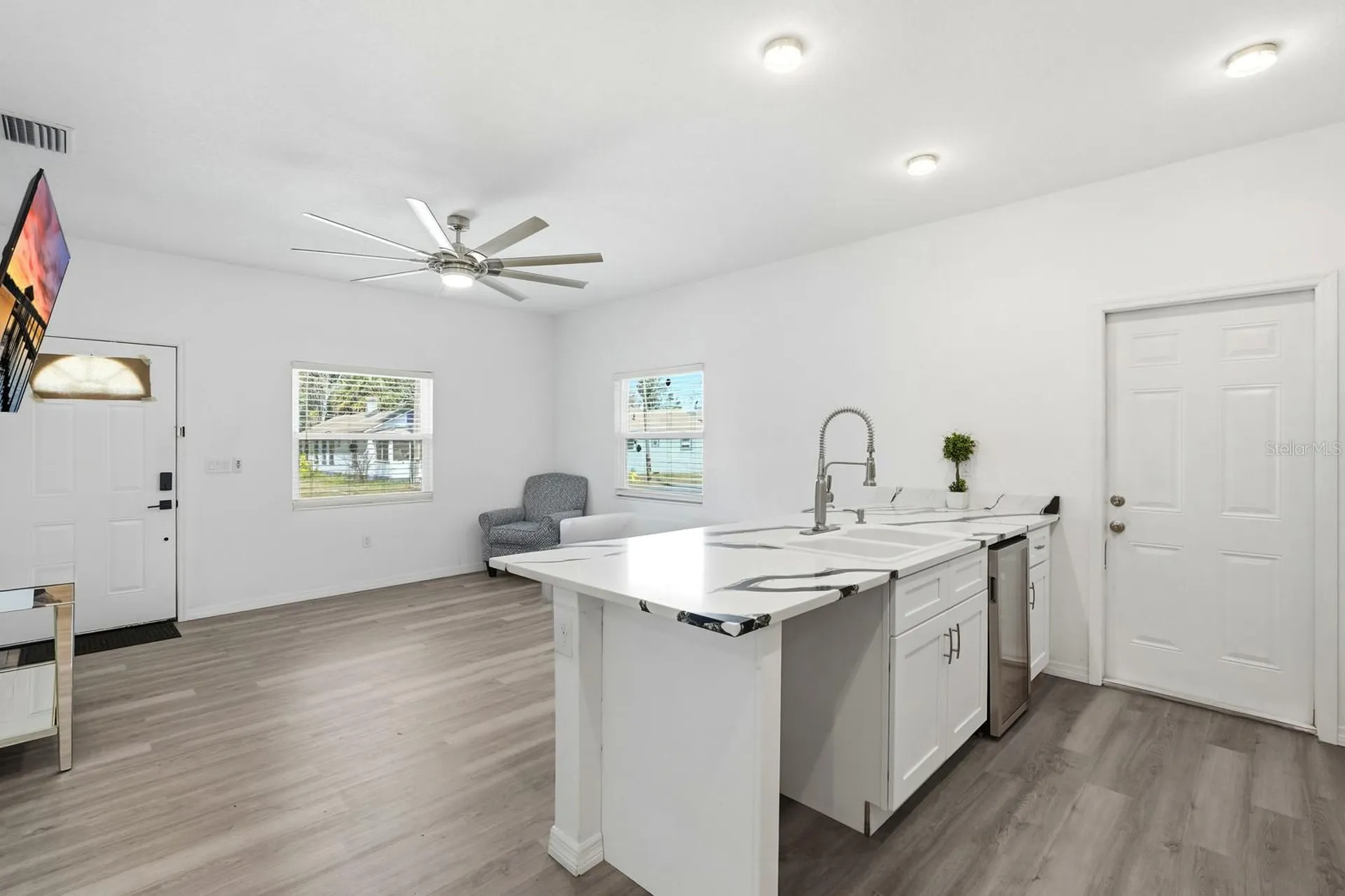 557 Live Oak Avenue Daytona Beach FL 32114