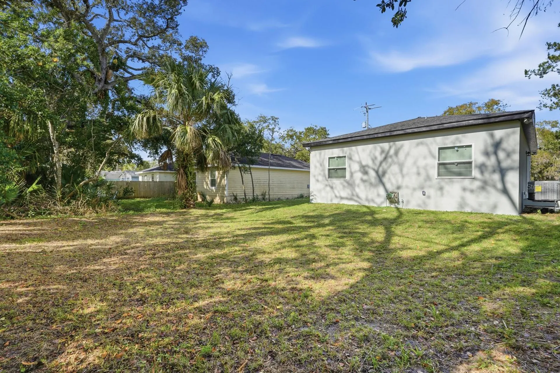 557 Live Oak Avenue Daytona Beach FL 32114