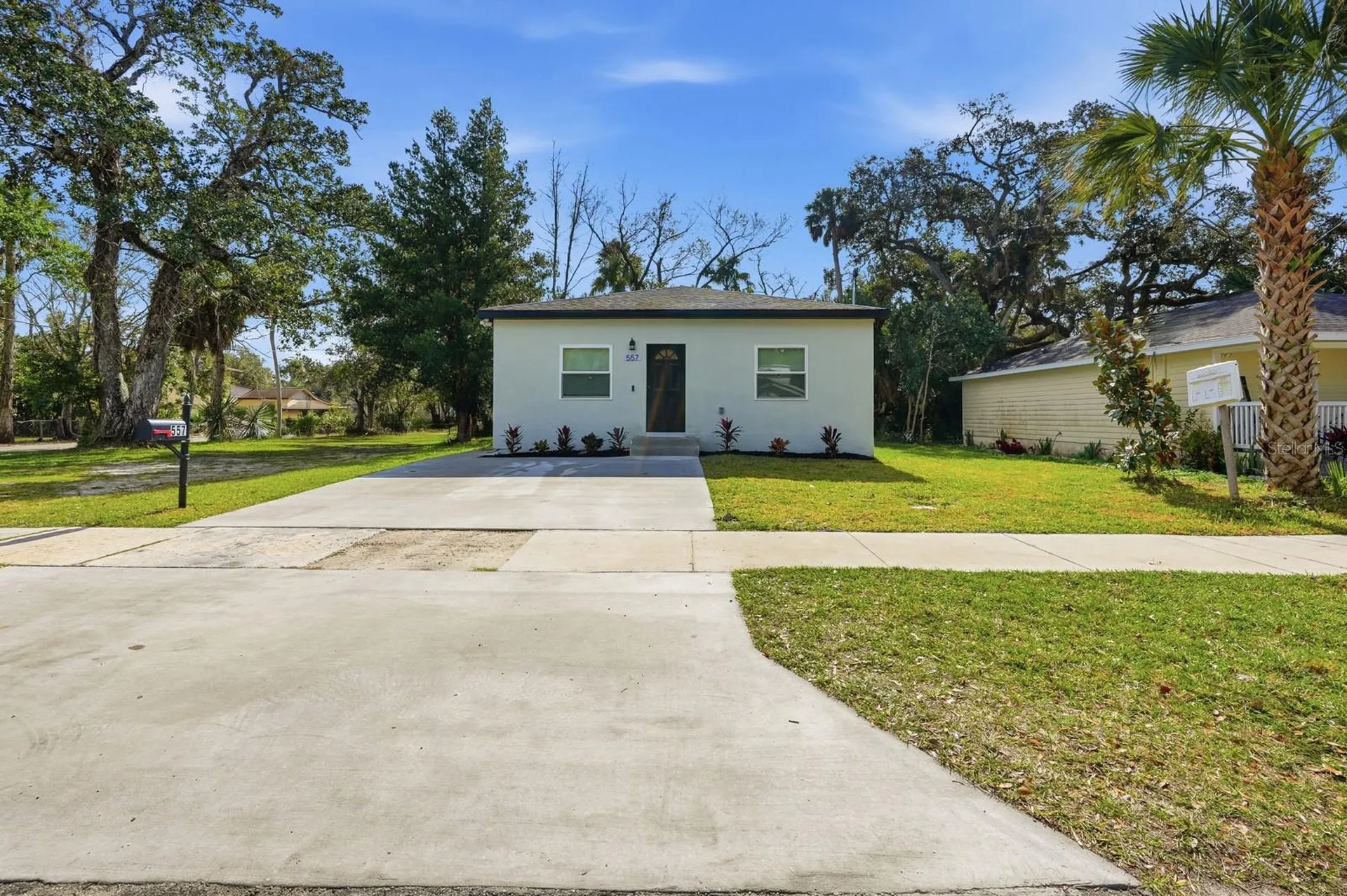 557 Live Oak Avenue Daytona Beach FL 32114