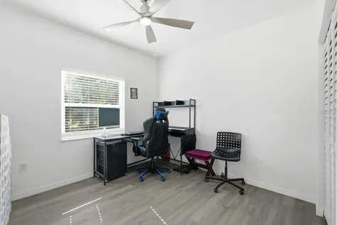 557 Live Oak Avenue Daytona Beach FL 32114