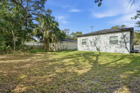 557 Live Oak Avenue Daytona Beach FL 32114
