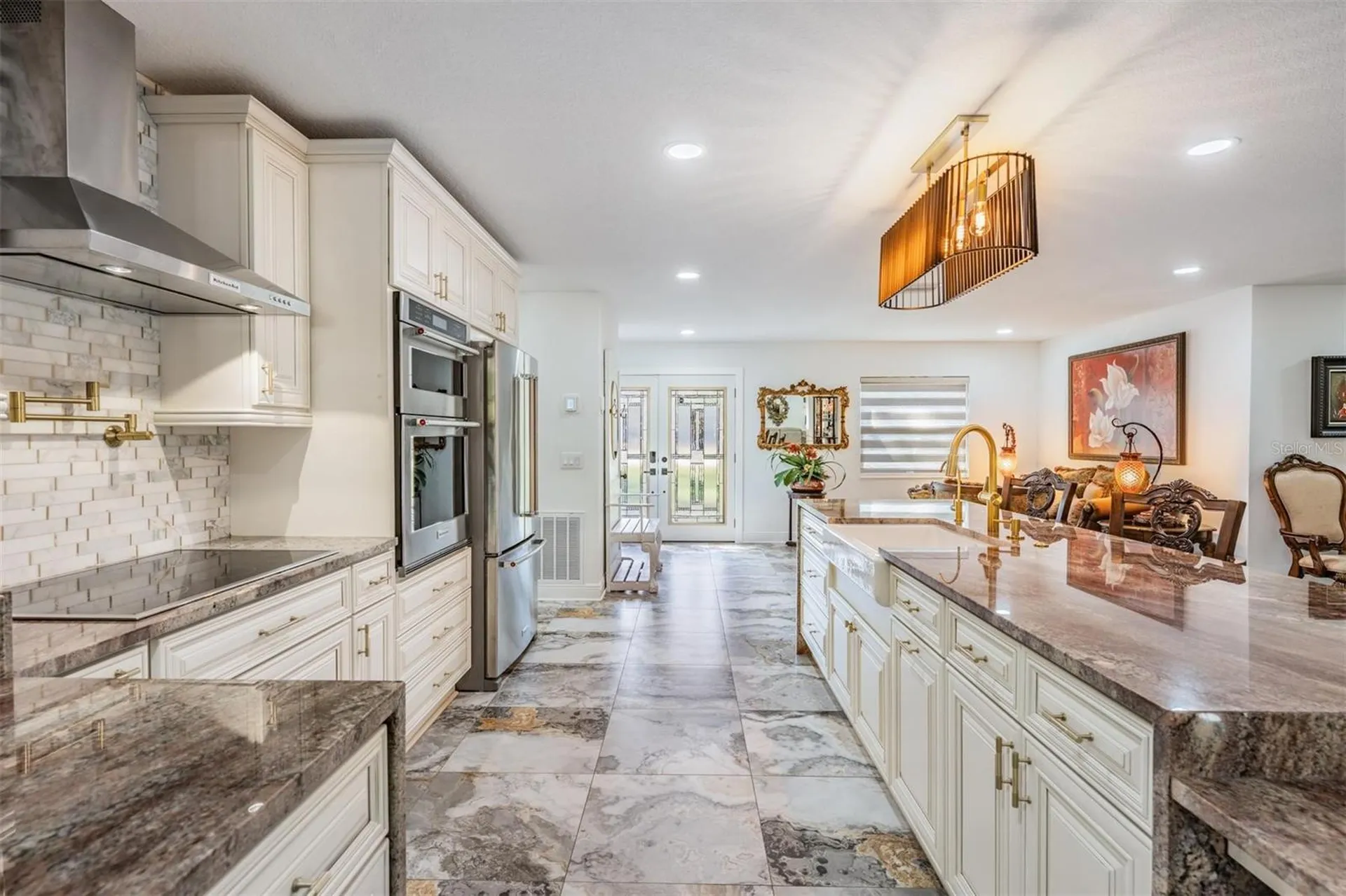 6907 W Creek Drive Tampa FL 33615