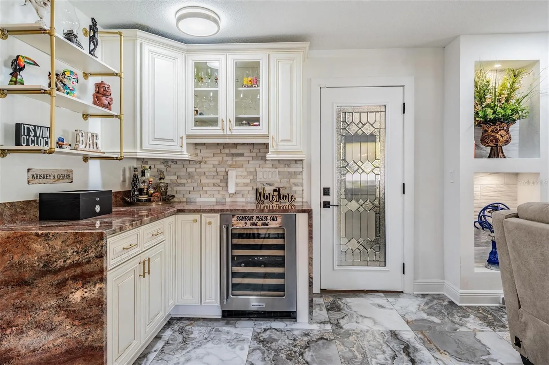 6907 W Creek Drive Tampa FL 33615