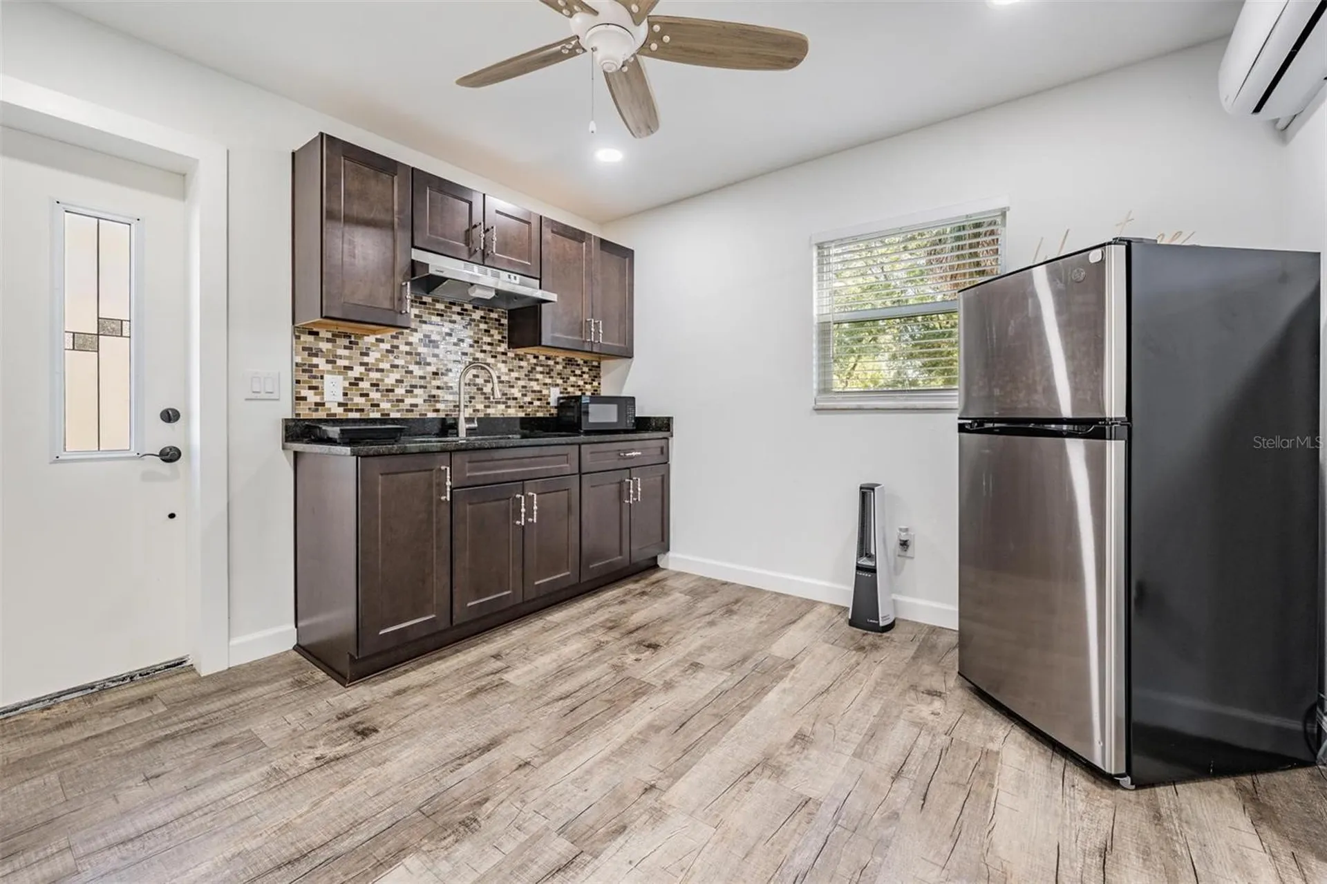 6907 W Creek Drive Tampa FL 33615