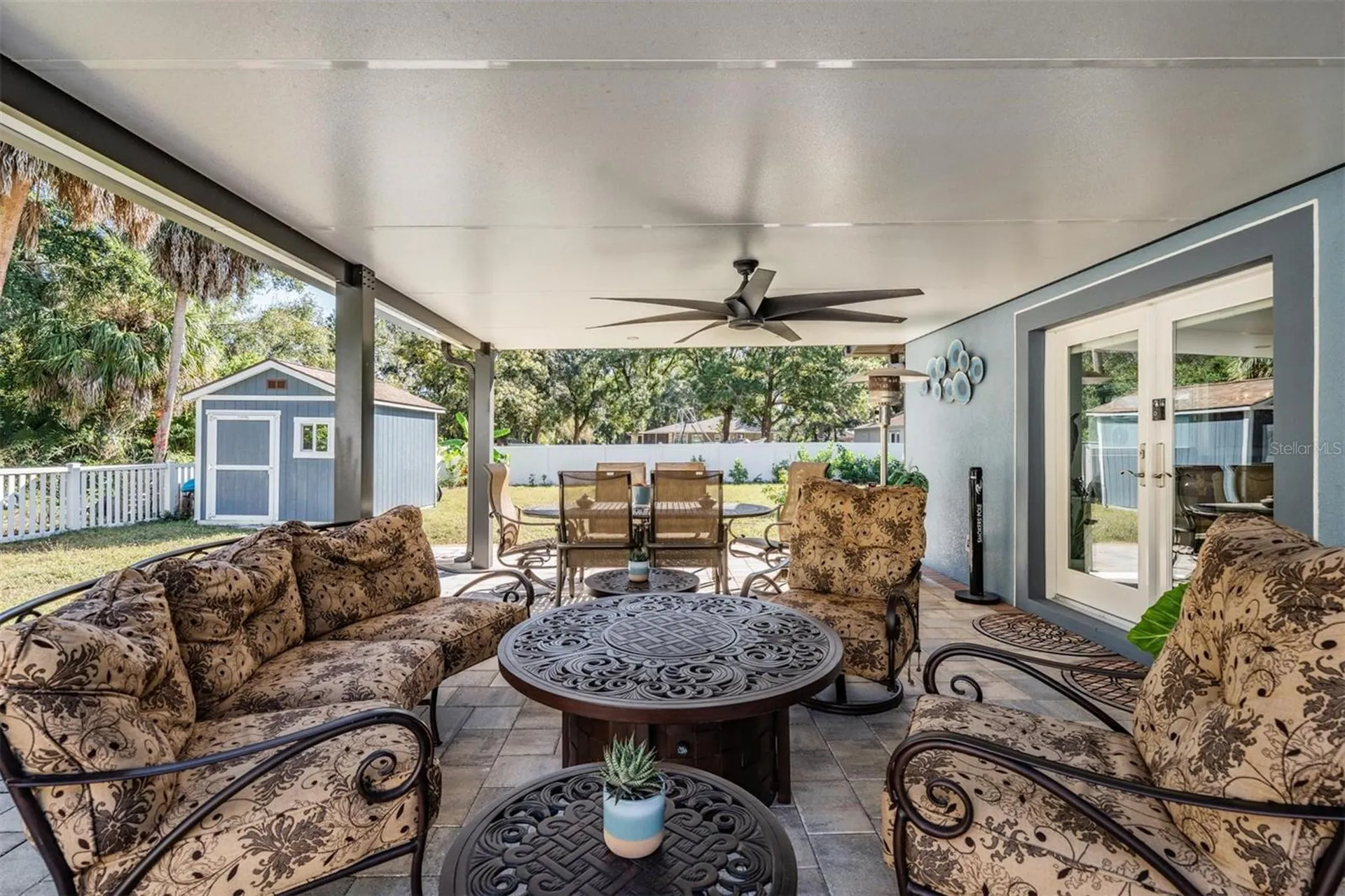 6907 W Creek Drive Tampa FL 33615