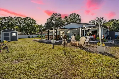 6907 W Creek Drive Tampa FL 33615