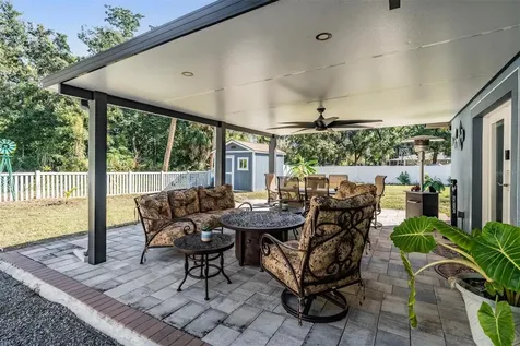 6907 W Creek Drive Tampa FL 33615