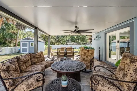 6907 W Creek Drive Tampa FL 33615