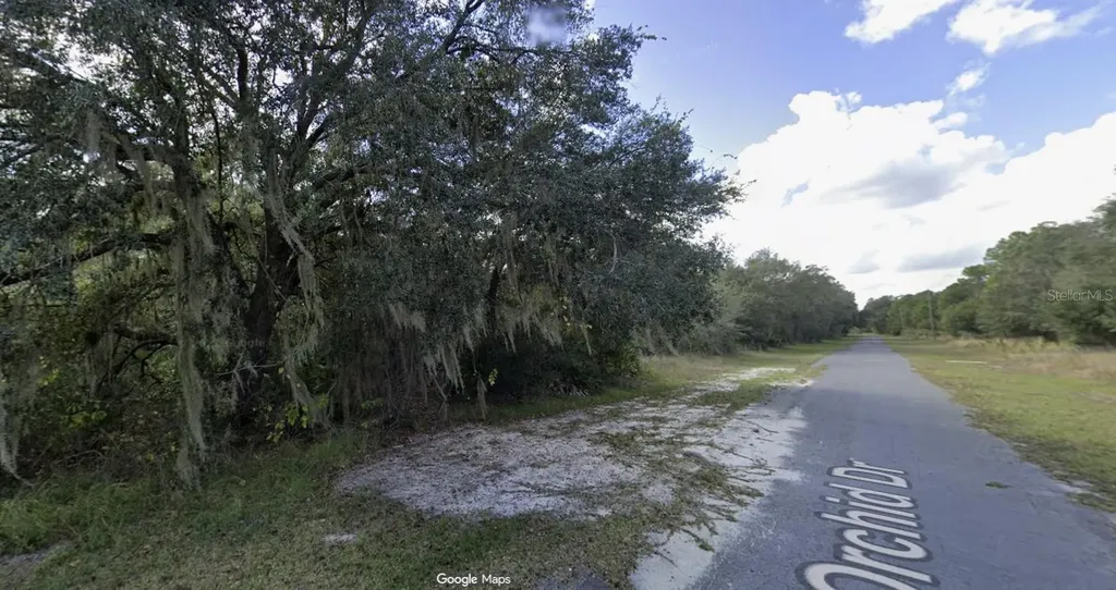 1003 Orchid Drive Indian Lake Estates FL 33855