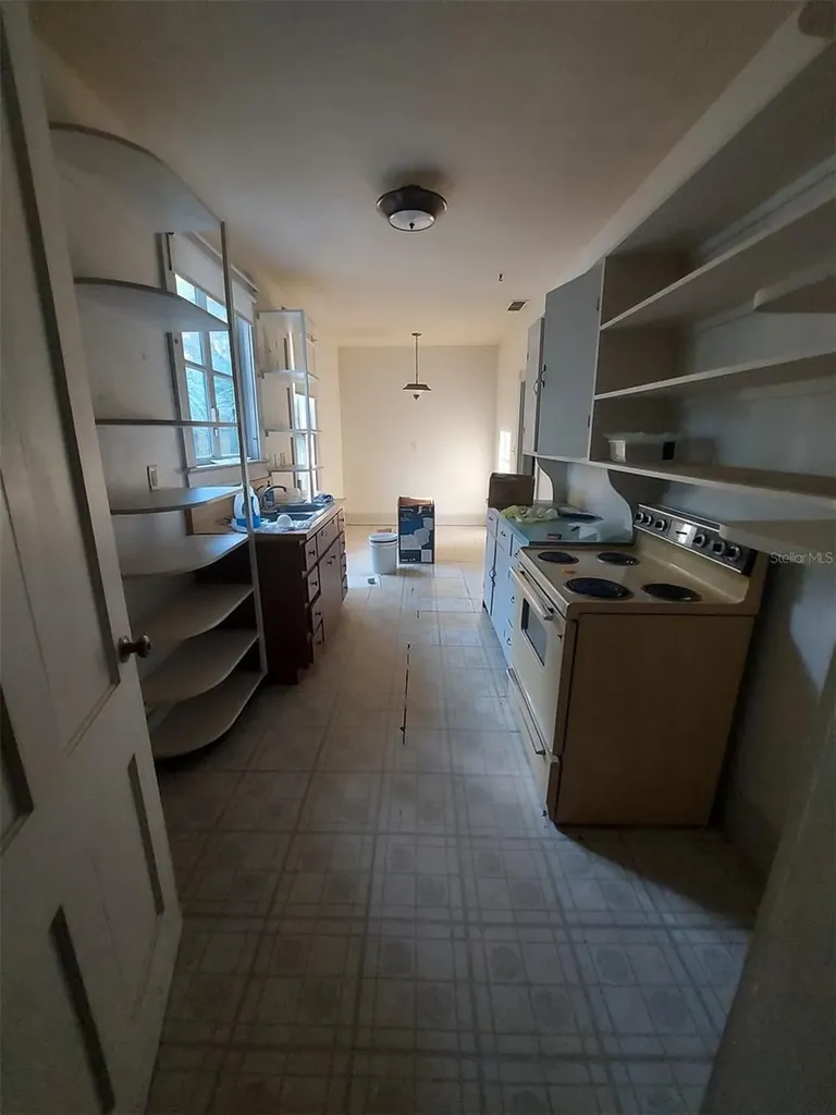 251 N Blue Lake Avenue Deland FL 32724