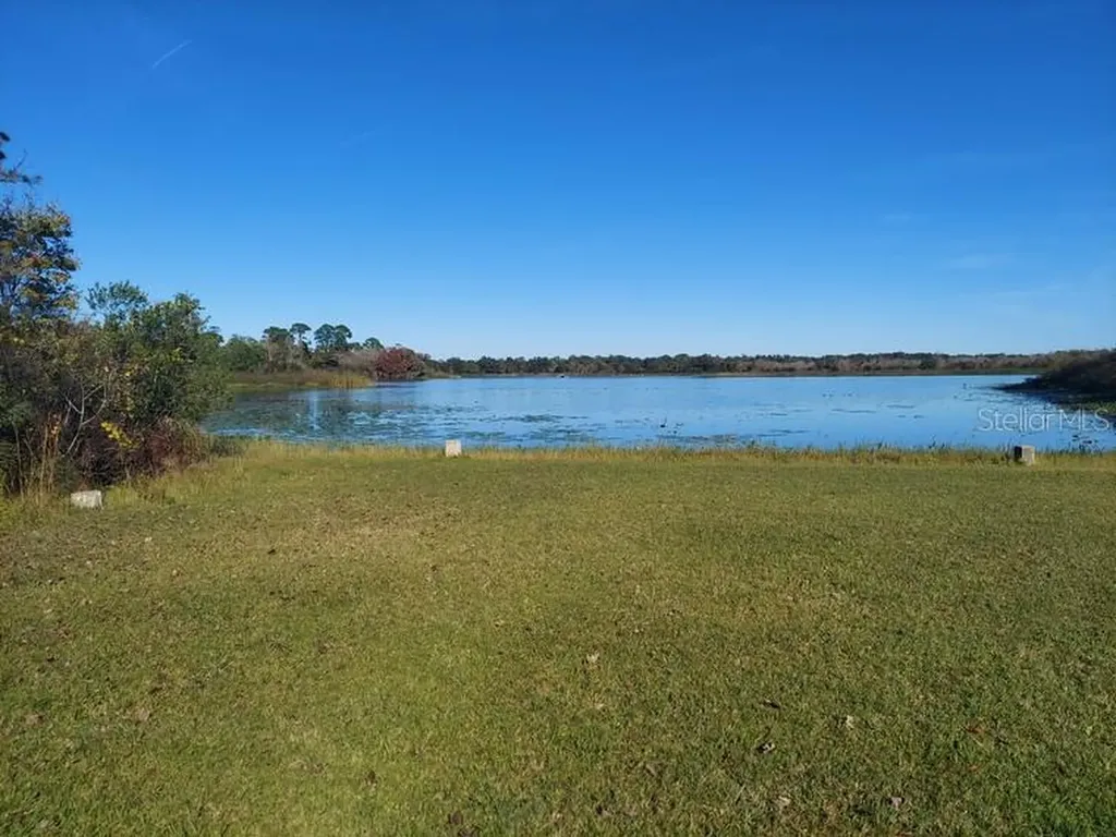 251 N Blue Lake Avenue Deland FL 32724