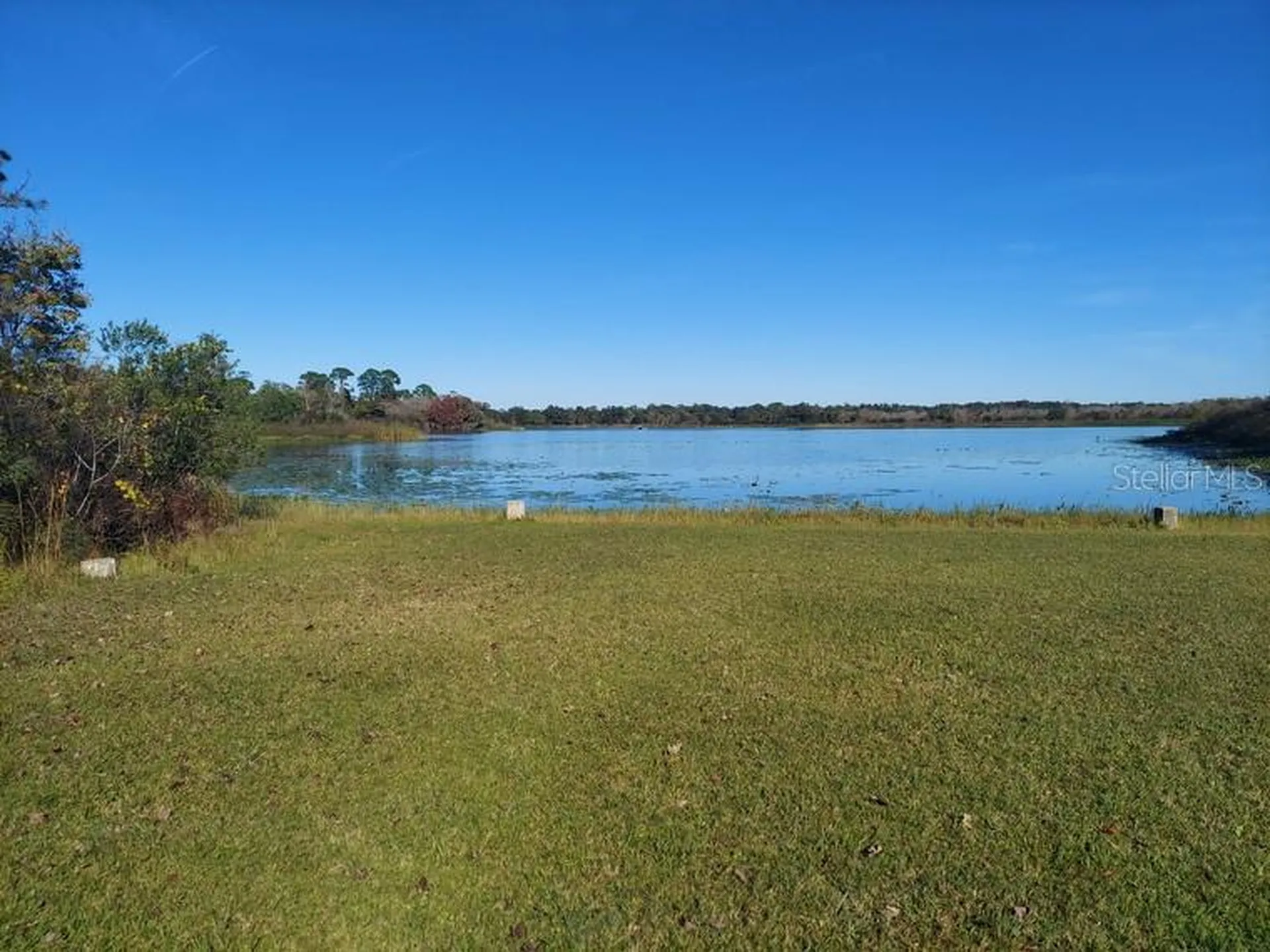251 N Blue Lake Avenue Deland FL 32724