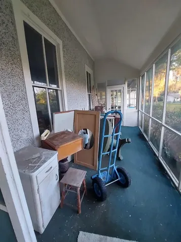 251 N Blue Lake Avenue Deland FL 32724