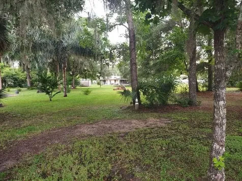 251 N Blue Lake Avenue Deland FL 32724