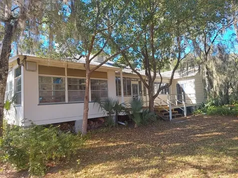251 N Blue Lake Avenue Deland FL 32724
