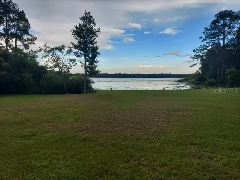 251 N Blue Lake Avenue Deland FL 32724