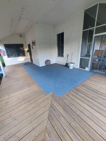 251 N Blue Lake Avenue Deland FL 32724
