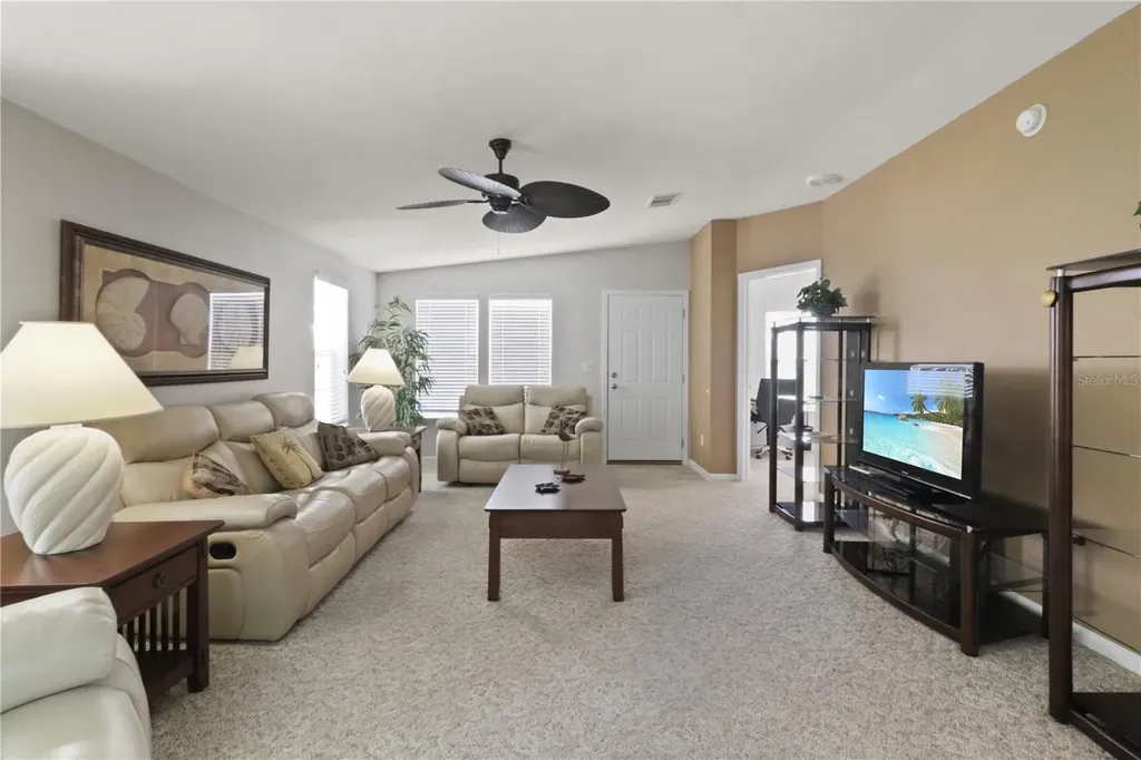 2100 Kings Highway Port Charlotte FL 33980