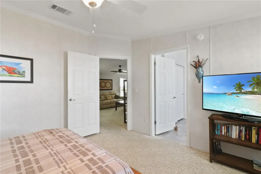2100 Kings Highway Port Charlotte FL 33980