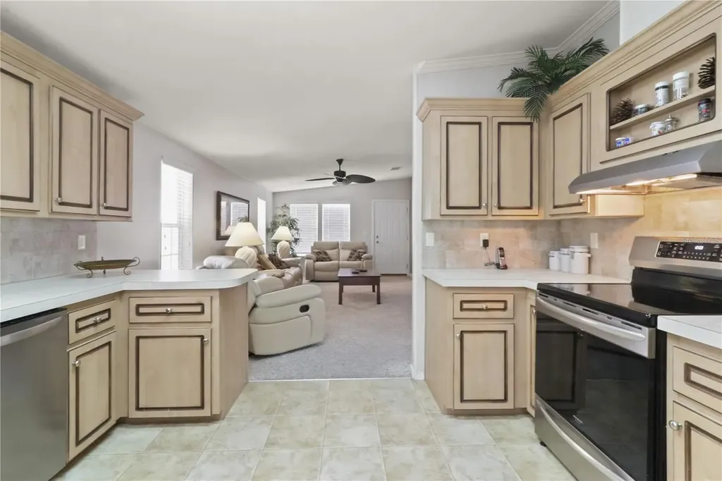 2100 Kings Highway Port Charlotte FL 33980